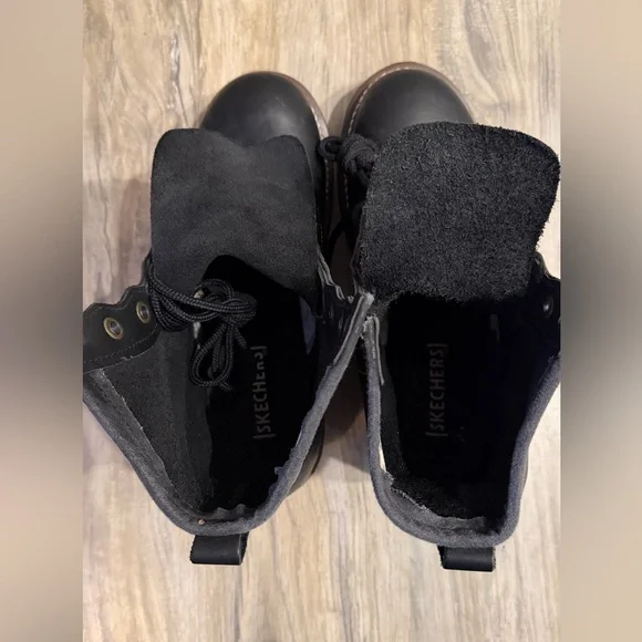 Skechers Vintage Laramie Boots 🥾 - Picture 16 of 16